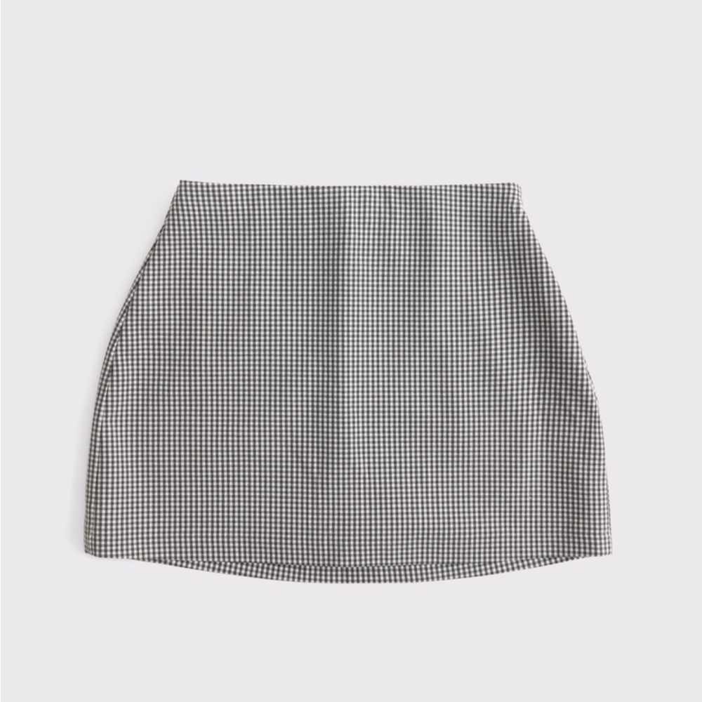 Abercrombie  & Fitch Black and White Checkered Scarlett Skort
